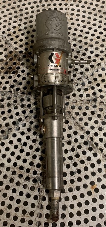 Graco Series H91C Pump 208-470, 2.5(10) GPM, 120 PSI, 205-997,SS